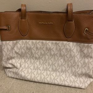 Michael Kors white bag
